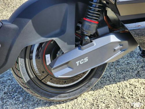 小牛電動三款新車發布 電摩卷出汽車級配置,越野產品首秀